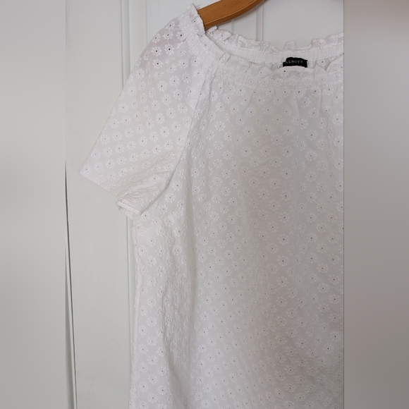 Talbots Classic Eyelet Top - Picture 6 of 8